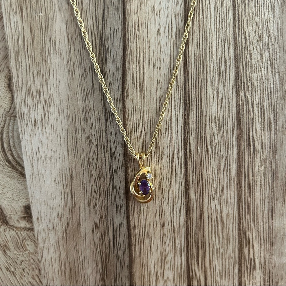 Gold Toned Pendant with Purple Stone Costume Necklace